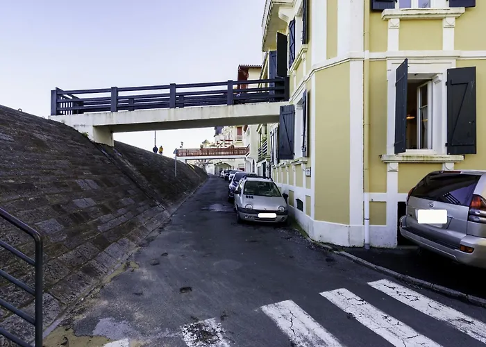 La Concha-2 By Interhome